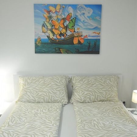 Dekart 2 Apartment Ni Esterno foto